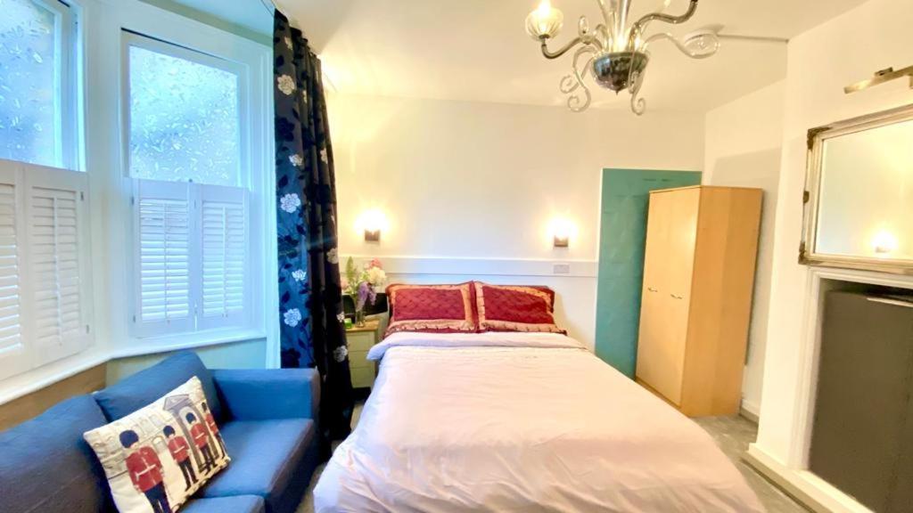 Modern And Cosy Studio Flat London Eksteriør billede